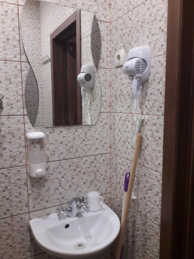 Мелодия Прованса В Старом Центре Harkov Kültér fotó
