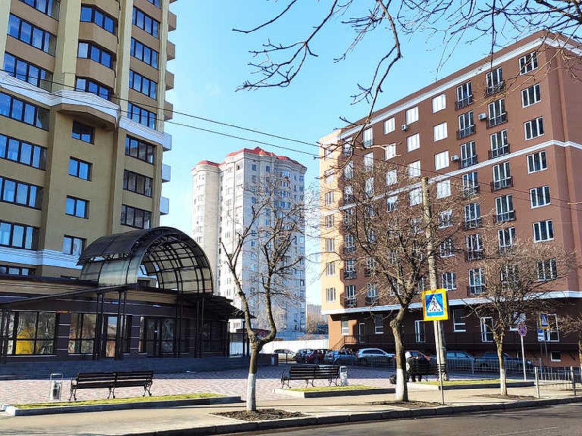 Мелодия Прованса В Старом Центре Harkov Kültér fotó